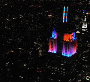 Spettacolo di luci LED Empire State Building in scena Halloween