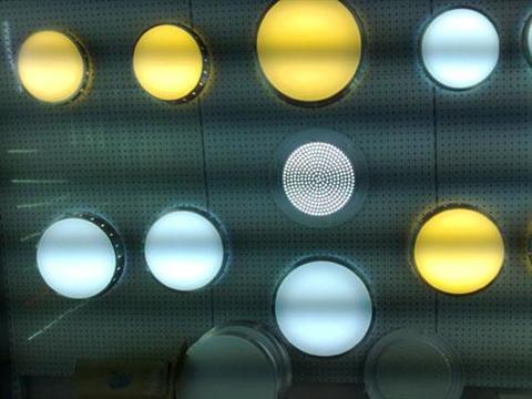 Agartala a diventare città illuminazione dell'India primo LED